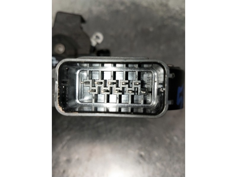 Recambio de motor cierre centralizado delantero izquierdo para land rover freelander (lr2) 2.2 td4 referencia OEM IAM 6W8A21813A