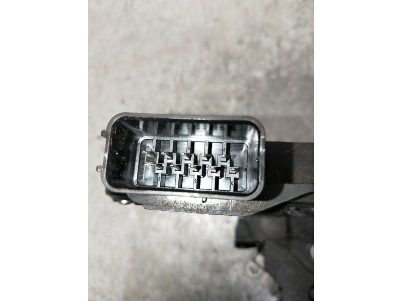 Recambio de motor cierre centralizado trasero izquierdo para land rover freelander (lr2) 2.2 td4 referencia OEM IAM 7H5A26418AC 