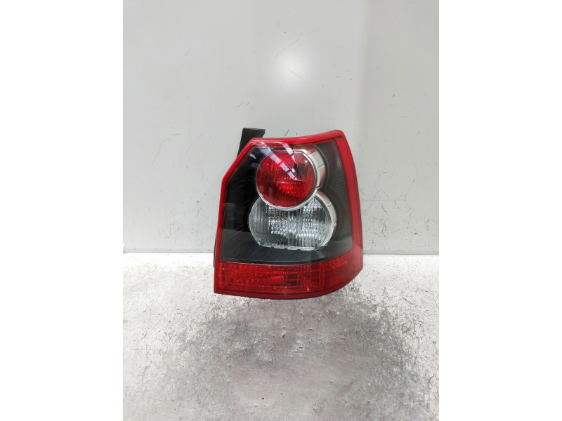 Recambio de piloto trasero derecho para land rover freelander (lr2) 2.2 td4 referencia OEM IAM BH5213404A  