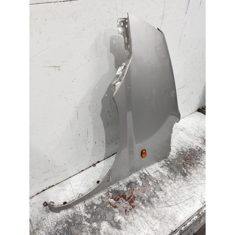 Recambio de aleta delantera izquierda para hyundai h 1 h 1 furg.caja cerr.c. puerta referencia OEM IAM   
