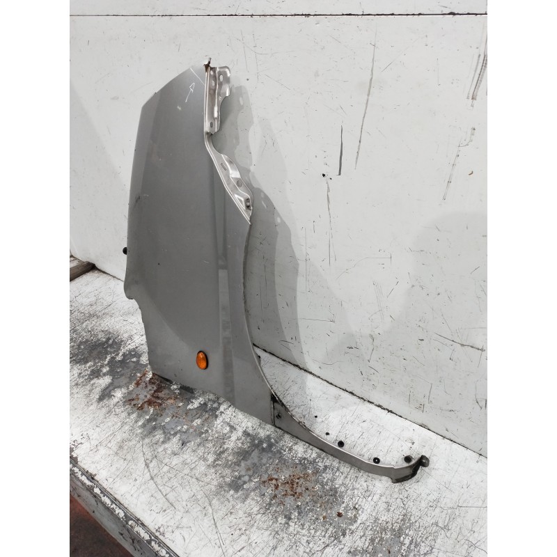 Recambio de aleta delantera derecha para hyundai h 1 h 1 furg.caja cerr.c. puerta referencia OEM IAM   