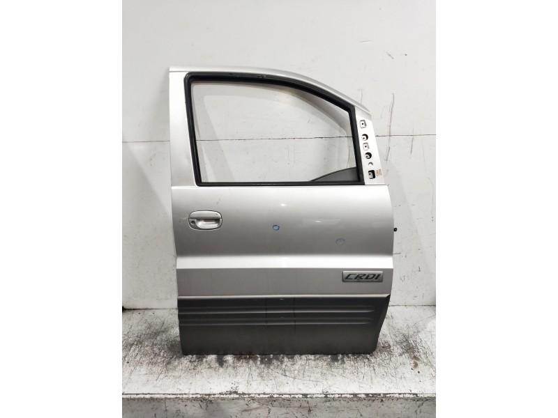 Recambio de puerta delantera derecha para hyundai h 1 h 1 furg.caja cerr.c. puerta referencia OEM IAM   4P