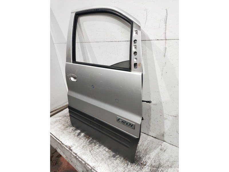 Recambio de puerta delantera derecha para hyundai h 1 h 1 furg.caja cerr.c. puerta referencia OEM IAM   4P