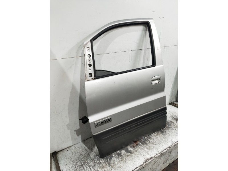 Recambio de puerta delantera izquierda para hyundai h 1 h 1 furg.caja cerr.c. puerta referencia OEM IAM   4P