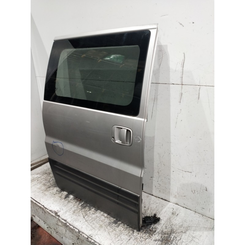 Recambio de puerta lateral corredera derecha para hyundai h 1 h 1 furg.caja cerr.c. puerta referencia OEM IAM   4P
