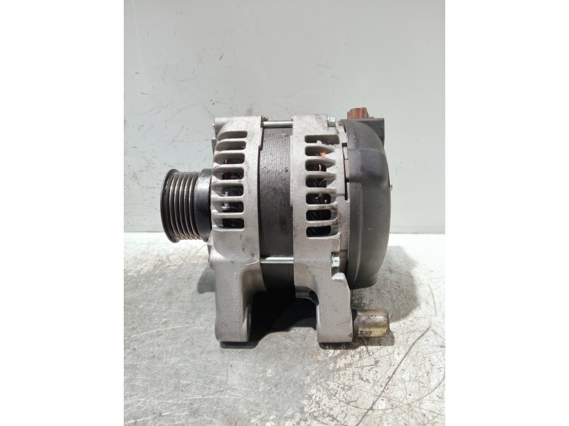 Recambio de alternador para volvo v50 familiar referencia OEM IAM 0101141  