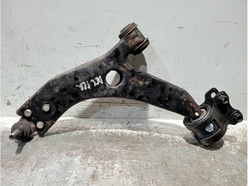 Recambio de brazo suspension inferior delantero izquierdo para volvo v50 familiar referencia OEM IAM 3M513A424EM  