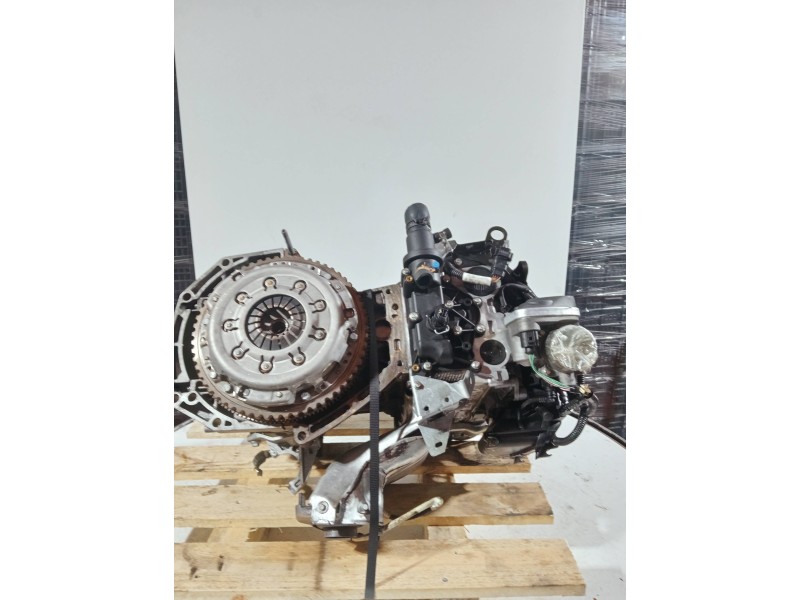 Recambio de motor completo para renault megane iii berlina 5 p referencia OEM IAM K4MR858 D015751 