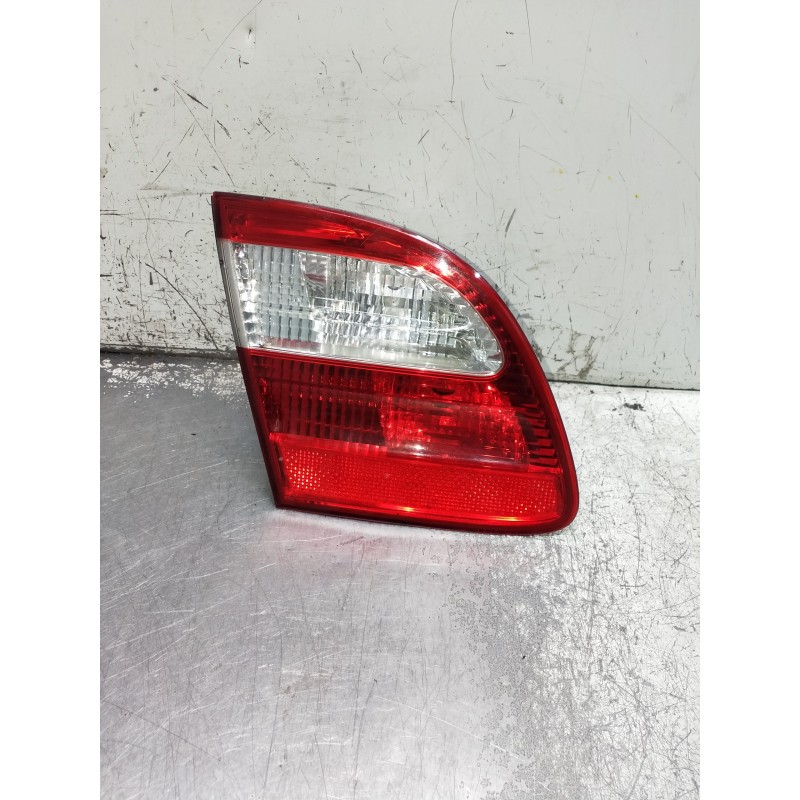 Recambio de piloto trasero izquierdo interior para mercedes clase e (w211) familiar 500 t 4-matic (211.283) referencia OEM IAM A