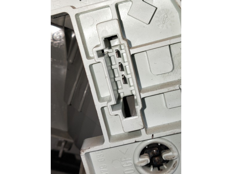 Recambio de piloto trasero derecho interior para mercedes clase e (w211) familiar 500 t 4-matic (211.283) referencia OEM IAM A21