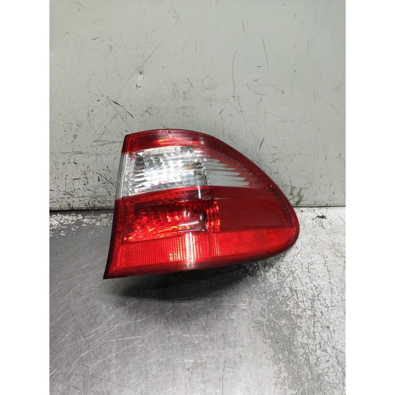 Recambio de piloto trasero derecho para mercedes clase e (w211) familiar 500 t 4-matic (211.283) referencia OEM IAM A2118201264 