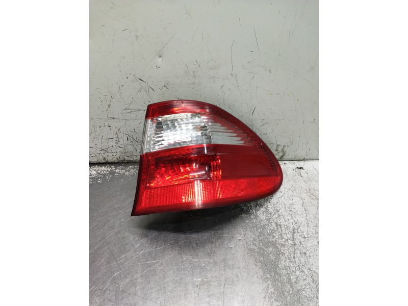 Recambio de piloto trasero derecho para mercedes clase e (w211) familiar 500 t 4-matic (211.283) referencia OEM IAM A2118201264 