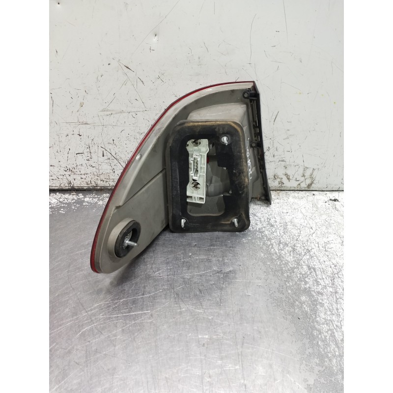 Recambio de piloto trasero derecho para mercedes clase e (w211) familiar 500 t 4-matic (211.283) referencia OEM IAM A2118201264 