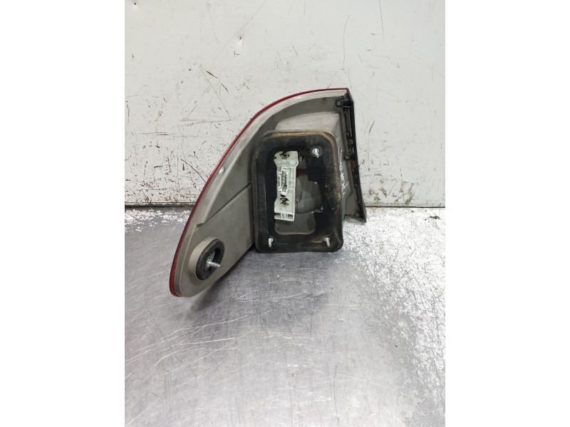 Recambio de piloto trasero derecho para mercedes clase e (w211) familiar 500 t 4-matic (211.283) referencia OEM IAM A2118201264 