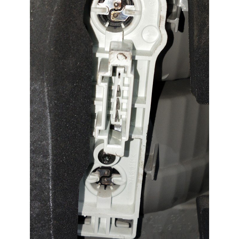 Recambio de piloto trasero derecho para mercedes clase e (w211) familiar 500 t 4-matic (211.283) referencia OEM IAM A2118201264 