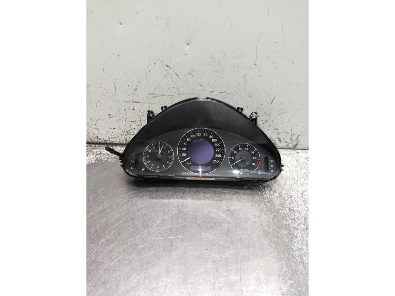 Recambio de cuadro instrumentos para mercedes clase e (w211) familiar 500 t 4-matic (211.283) referencia OEM IAM A2115402447 110
