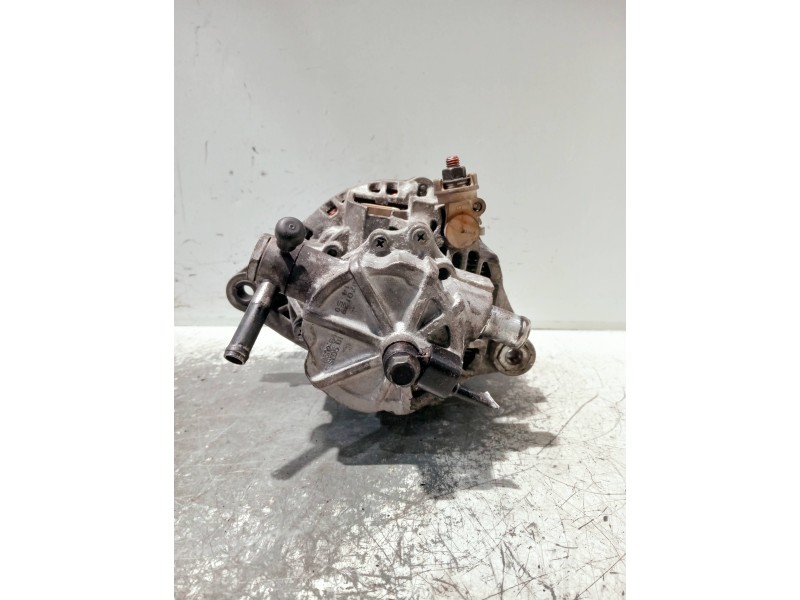 Recambio de alternador para hyundai h 1 h 1 furg.caja cerr.c. puerta referencia OEM IAM 373004A003 TA000A48201 