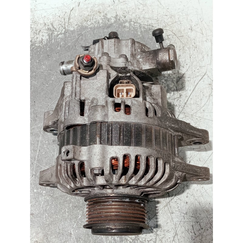 Recambio de alternador para hyundai h 1 h 1 furg.caja cerr.c. puerta referencia OEM IAM 373004A003 TA000A48201 