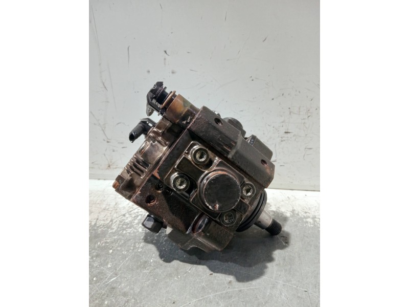 Recambio de bomba inyeccion para hyundai h 1 h 1 furg.caja cerr.c. puerta referencia OEM IAM 331004A410 0445010118 