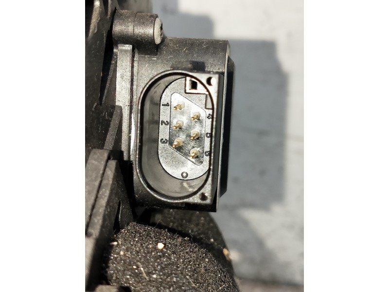 Recambio de potenciometro pedal para mercedes clase e (w211) familiar 500 t 4-matic (211.283) referencia OEM IAM   