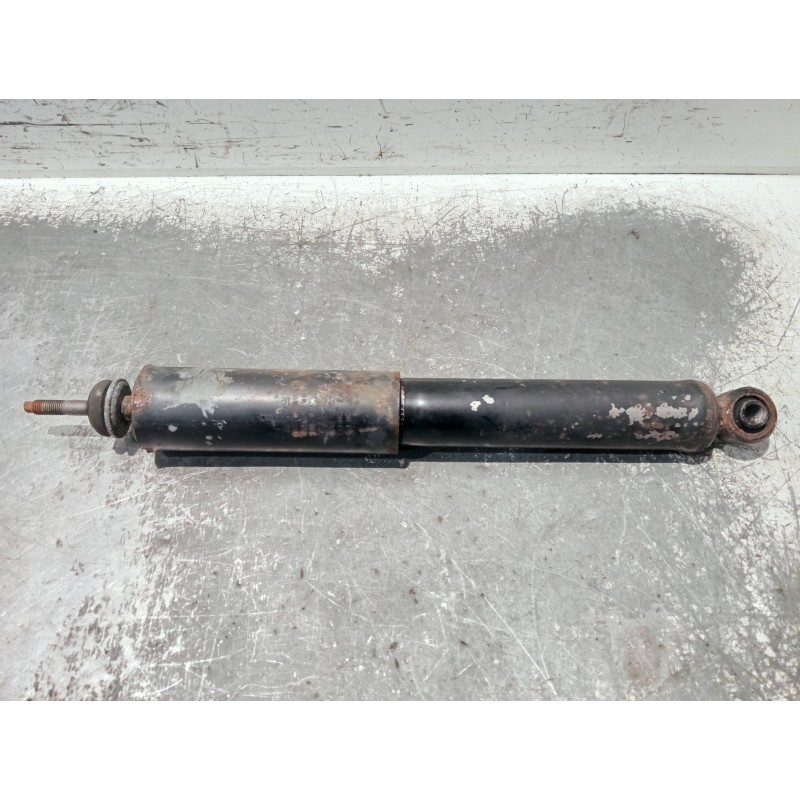 Recambio de amortiguador delantero derecho para hyundai h 1 h 1 furg.caja cerr.c. puerta referencia OEM IAM 543104A110  