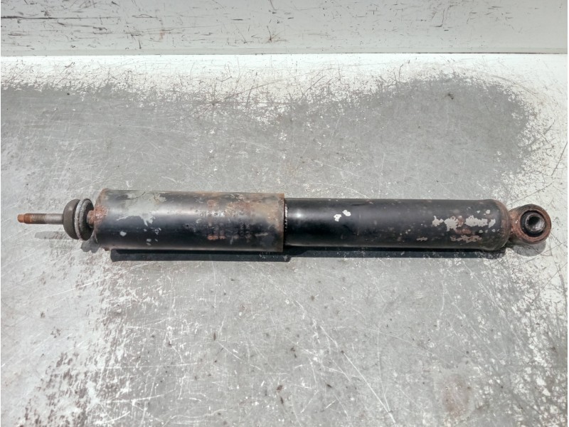 Recambio de amortiguador delantero derecho para hyundai h 1 h 1 furg.caja cerr.c. puerta referencia OEM IAM 543104A110  