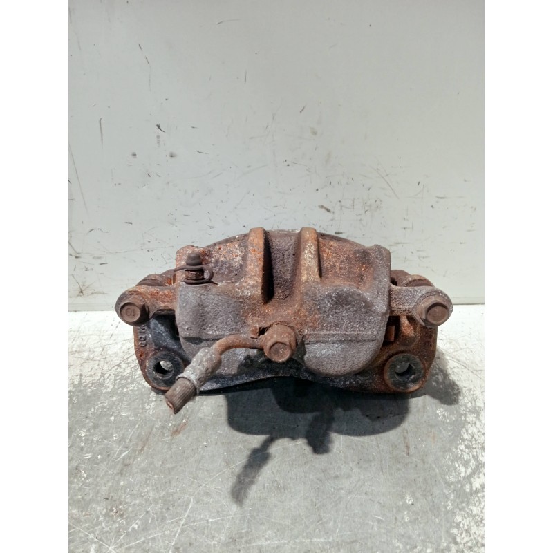 Recambio de pinza freno delantera derecha para hyundai h 1 h 1 furg.caja cerr.c. puerta referencia OEM IAM BC140047  