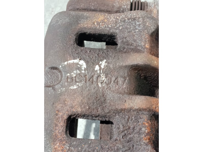Recambio de pinza freno delantera derecha para hyundai h 1 h 1 furg.caja cerr.c. puerta referencia OEM IAM BC140047  