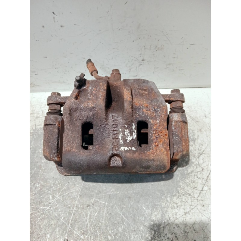 Recambio de pinza freno delantera izquierda para hyundai h 1 h 1 furg.caja cerr.c. puerta referencia OEM IAM BC141047  