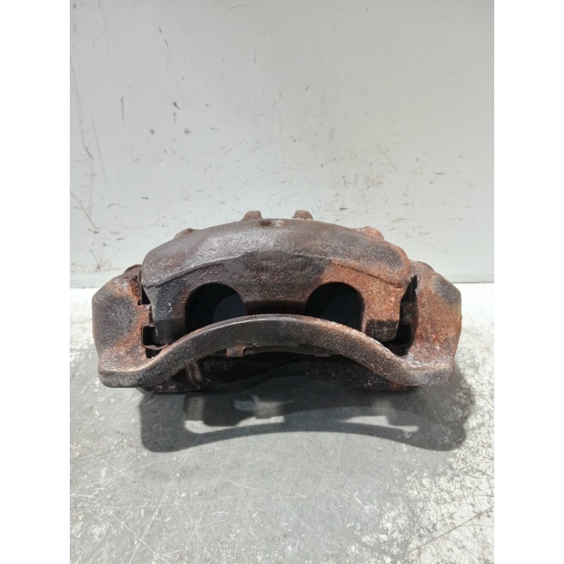 Recambio de pinza freno delantera izquierda para hyundai h 1 h 1 furg.caja cerr.c. puerta referencia OEM IAM BC141047  