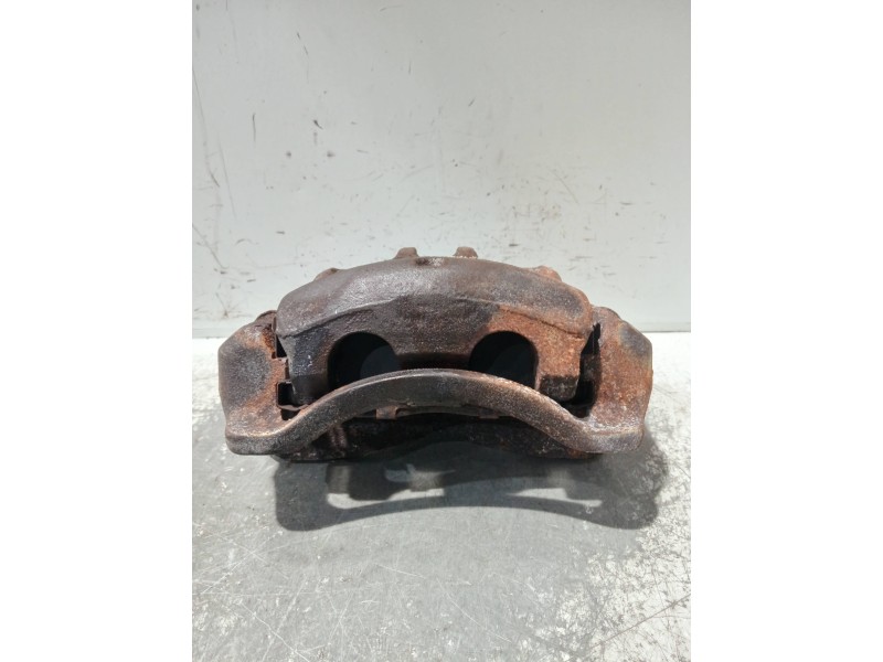 Recambio de pinza freno delantera izquierda para hyundai h 1 h 1 furg.caja cerr.c. puerta referencia OEM IAM BC141047  