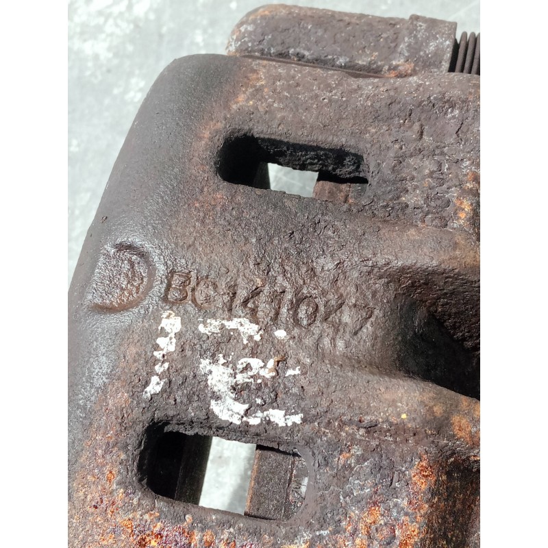 Recambio de pinza freno delantera izquierda para hyundai h 1 h 1 furg.caja cerr.c. puerta referencia OEM IAM BC141047  