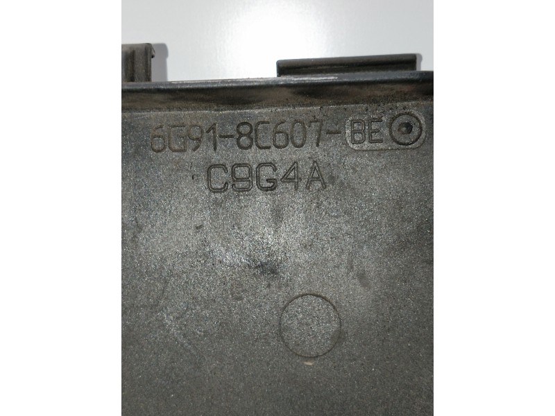 Recambio de electroventilador para land rover freelander (lr2) 2.2 td4 referencia OEM IAM 6G918C607BE  