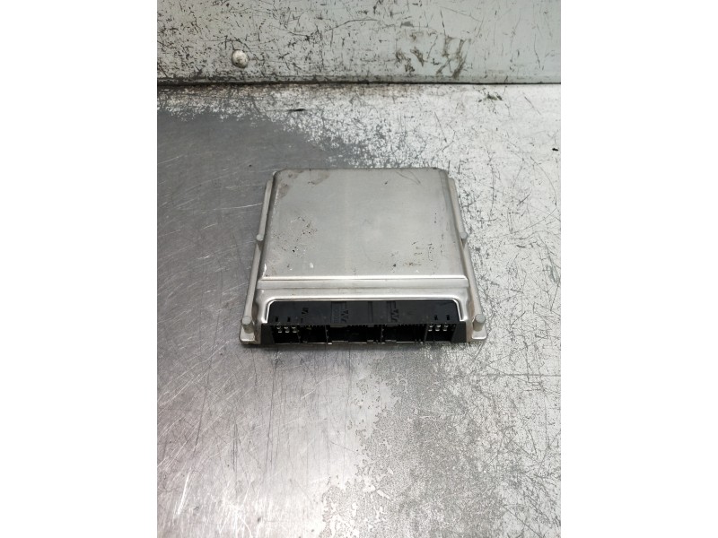 Recambio de centralita motor uce para mercedes clase e (w211) familiar 500 t 4-matic (211.283) referencia OEM IAM 0261208357 A11