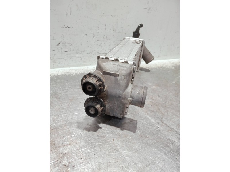 Recambio de intercooler para kia cerato 1.6 crdi referencia OEM IAM 282702A12X  