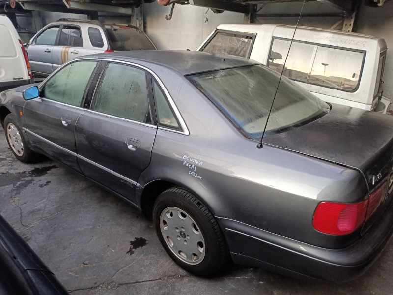audi a8 (d2) del año 1998