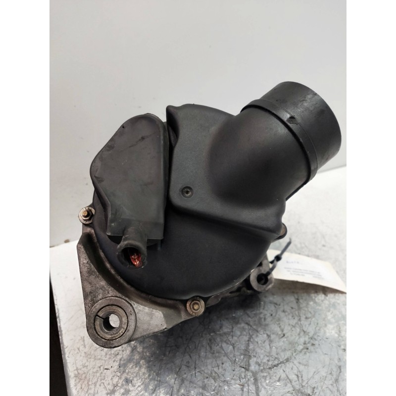 Recambio de alternador para bmw serie 5 berlina (e34) 520i (110kw) referencia OEM IAM 0986038330 BOSCH 20 I