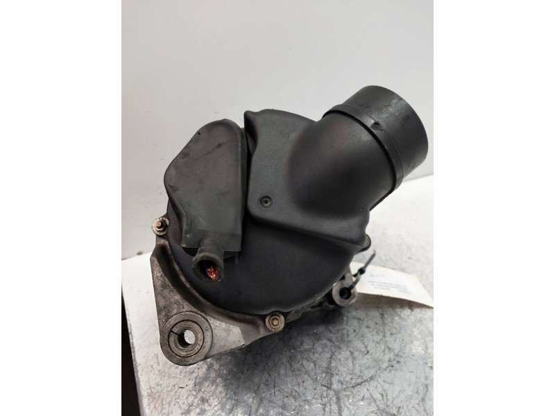 Recambio de alternador para bmw serie 5 berlina (e34) 520i (110kw) referencia OEM IAM 0986038330 BOSCH 20 I