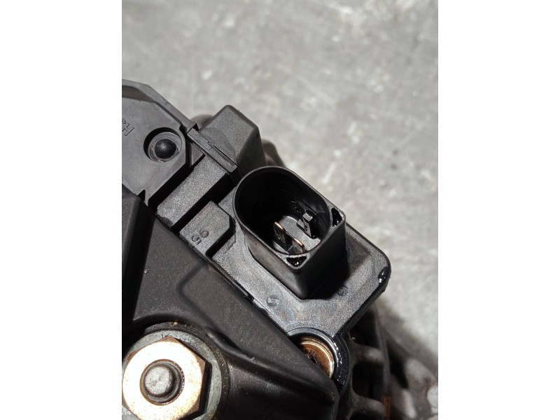 Recambio de alternador para mercedes clase c (w203) sportcoupe referencia OEM IAM 011154720280 0986042553 