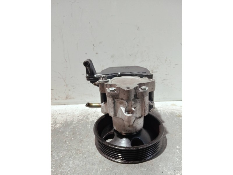Recambio de bomba direccion para mercedes clase c (w203) sportcoupe referencia OEM IAM 12743521  