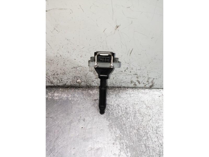 Recambio de bobina encendido para audi a8 (d2) referencia OEM IAM 077905105  