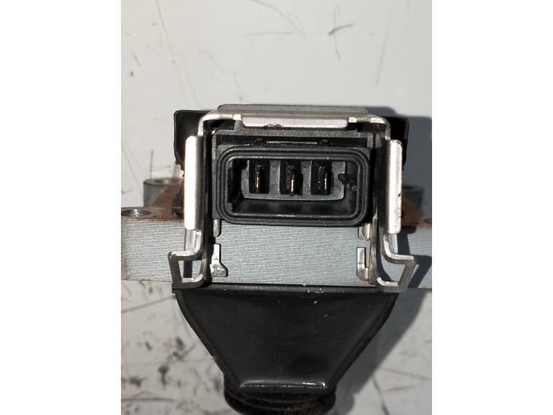Recambio de bobina encendido para audi a8 (d2) referencia OEM IAM 077905105 0040100012 