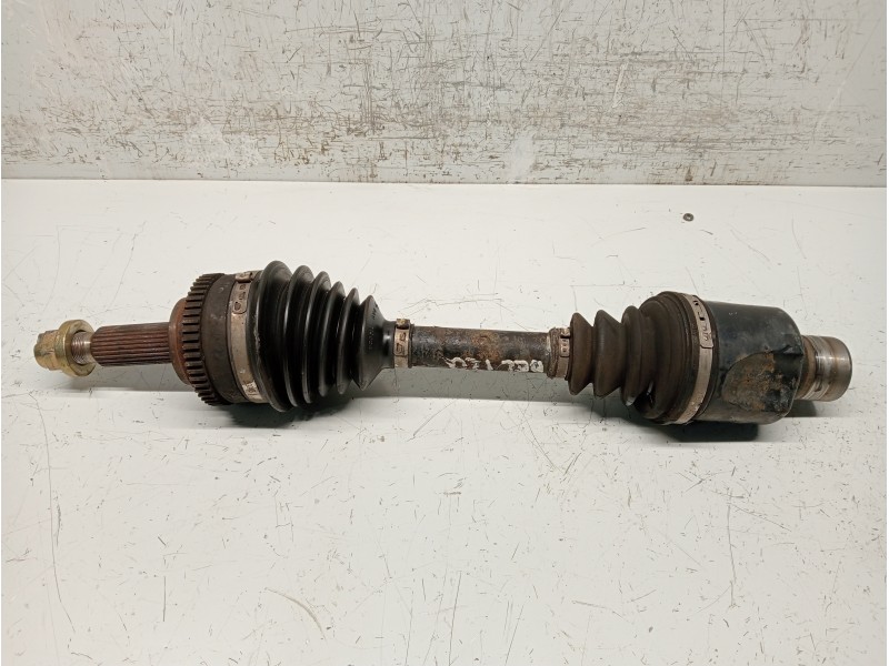 Recambio de transmision delantera izquierda para ssangyong rodius xdi referencia OEM IAM   