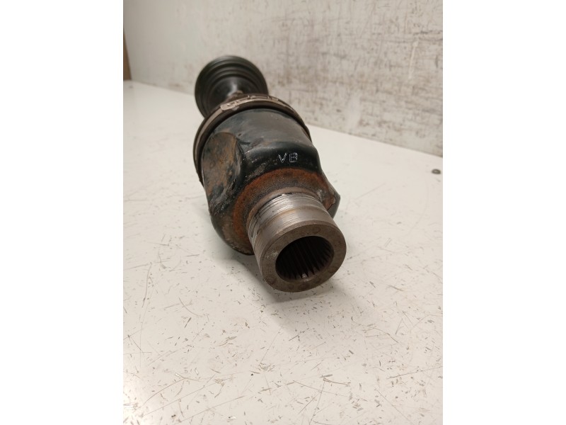 Recambio de transmision delantera izquierda para ssangyong rodius xdi referencia OEM IAM   