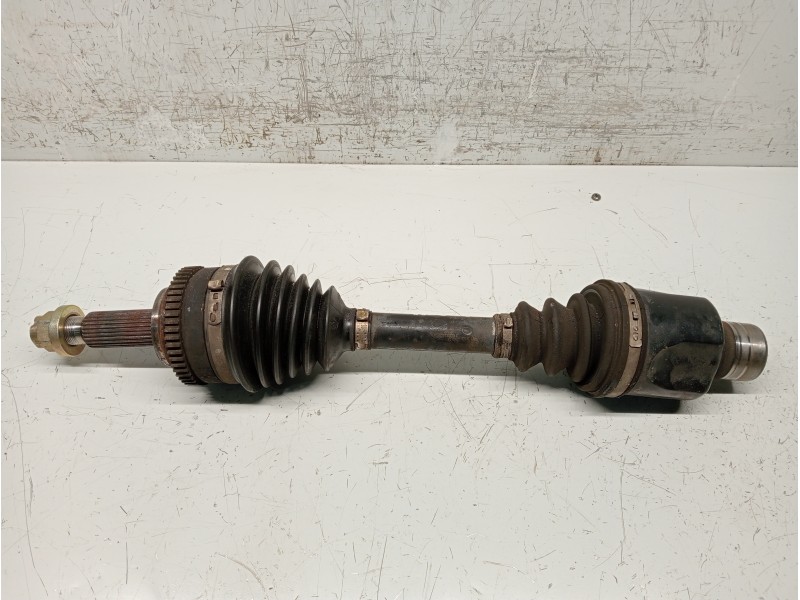 Recambio de transmision delantera derecha para ssangyong rodius xdi referencia OEM IAM   