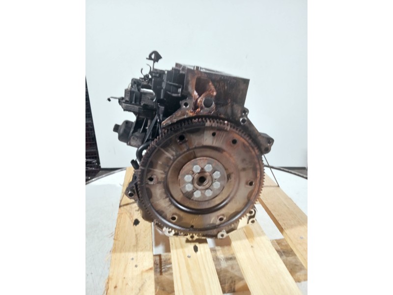 Recambio de despiece motor para land rover freelander (lr2) 2.2 td4 referencia OEM IAM 224DT 10DZ59 4071592 