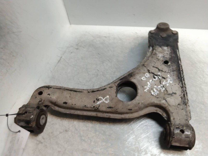 Recambio de brazo suspension inferior delantero derecho para opel astra g coupé 2.2 16v edition referencia OEM IAM   