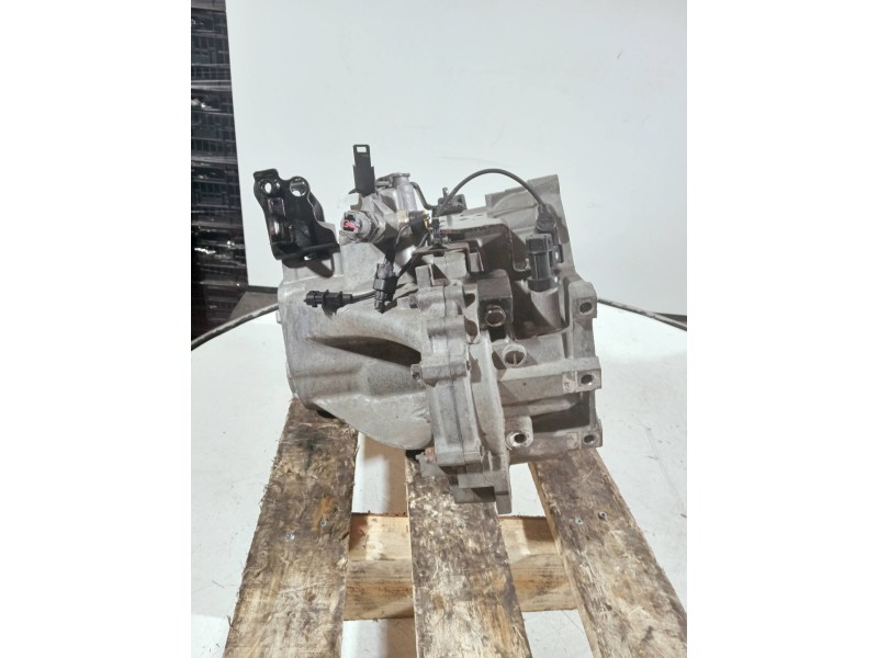 Recambio de caja cambios para kia cerato 1.6 crdi referencia OEM IAM S61767 193708 5V