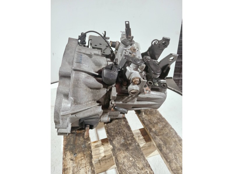 Recambio de caja cambios para kia cerato 1.6 crdi referencia OEM IAM S61767 193708 5V