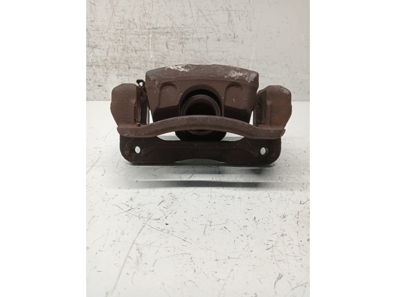 Recambio de pinza freno trasera izquierda para ssangyong rodius xdi referencia OEM IAM   